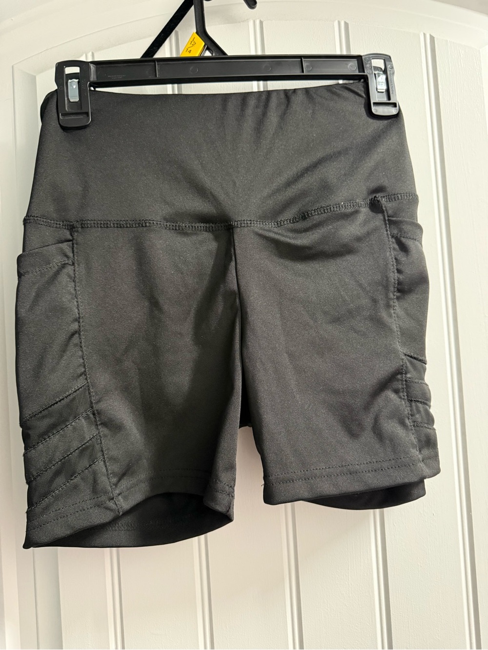 shosho Black High-Waist Bike Shorts with Side Pockets